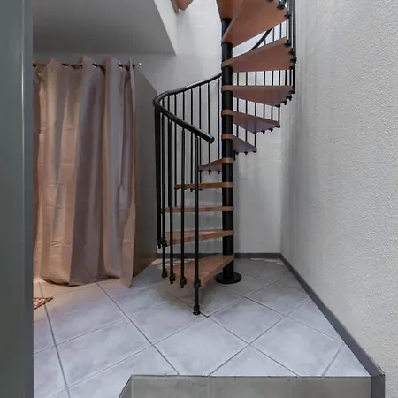 Le Duplex - Grand Centre Avec Parking Prive Apartment *